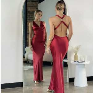 The Salsa Maxi Dress - Red